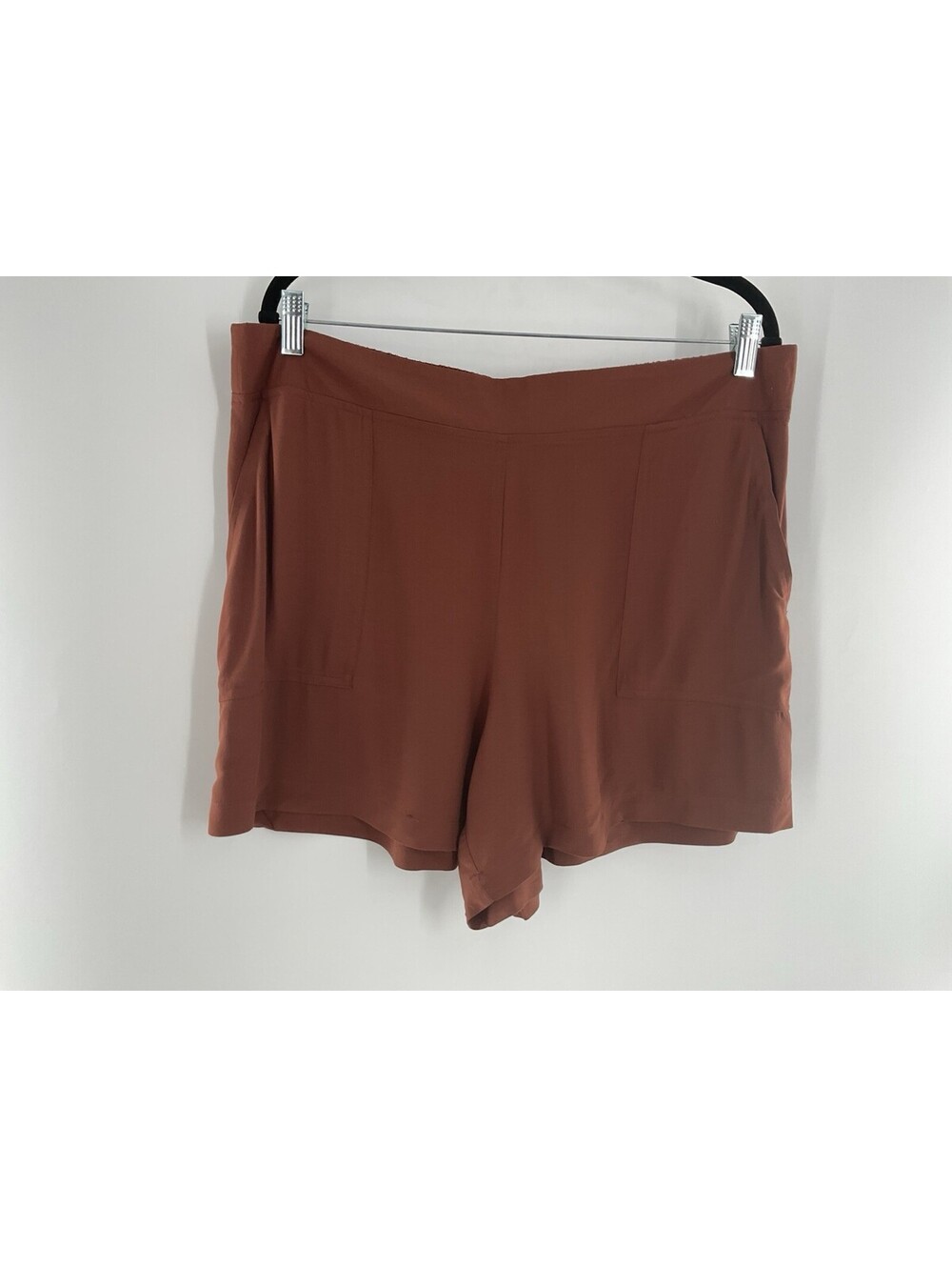 Wild fox Women’s Extra-Large Shorts Pockets 4 Inch Inseam 058